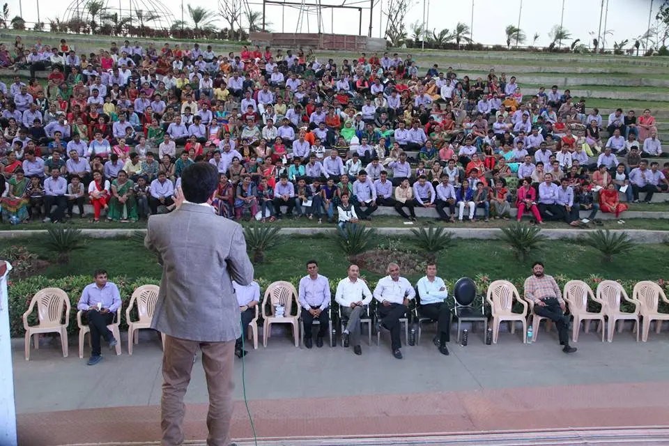 Employee Interactions at Hari Krishna Exports Pvt Ltd